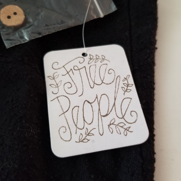 Free People Beach Women's M Black Take A Walk Button Up Cardigan NEW - Picture 8 of 8